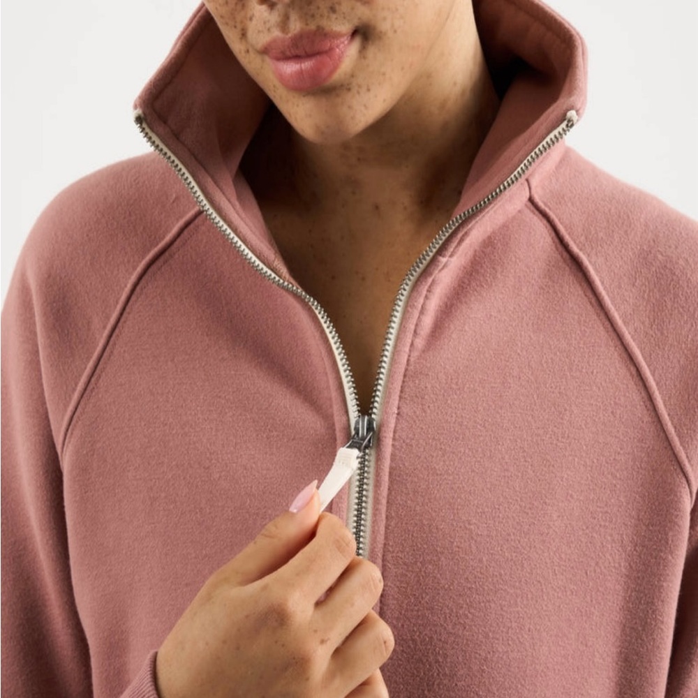 Vuori Restore Half Zip Pullover size Small Light Terracotta Color